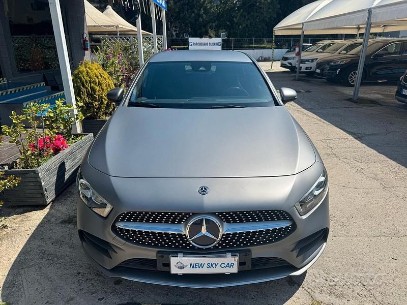 Usata Mercedes A220 Premium 190 CV (139 kW) 2018 Grigio Berlina