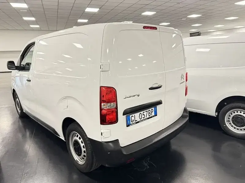 Usata Citroën Jumpy Comfort 120 CV (88 kW) 2022 Bianco Monovolume