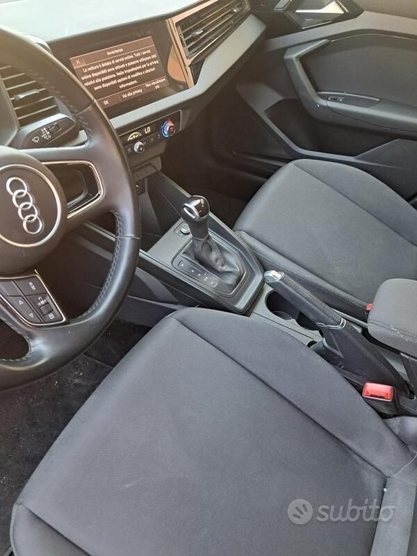 Usata Audi A1 Sportback 95 CV (69 kW) 2020 Grigio Utilitaria