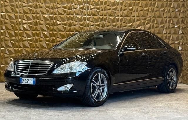 Usata Mercedes S320 235 CV (172 kW) 2007 Nero Berlina