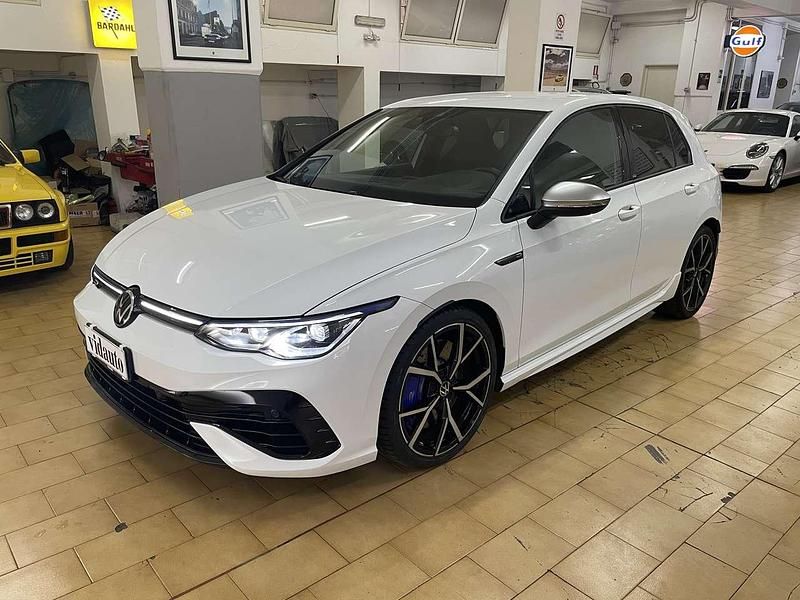 Usata VW Golf VIII R 320 CV (235 kW) 2022 Bianco Berlina