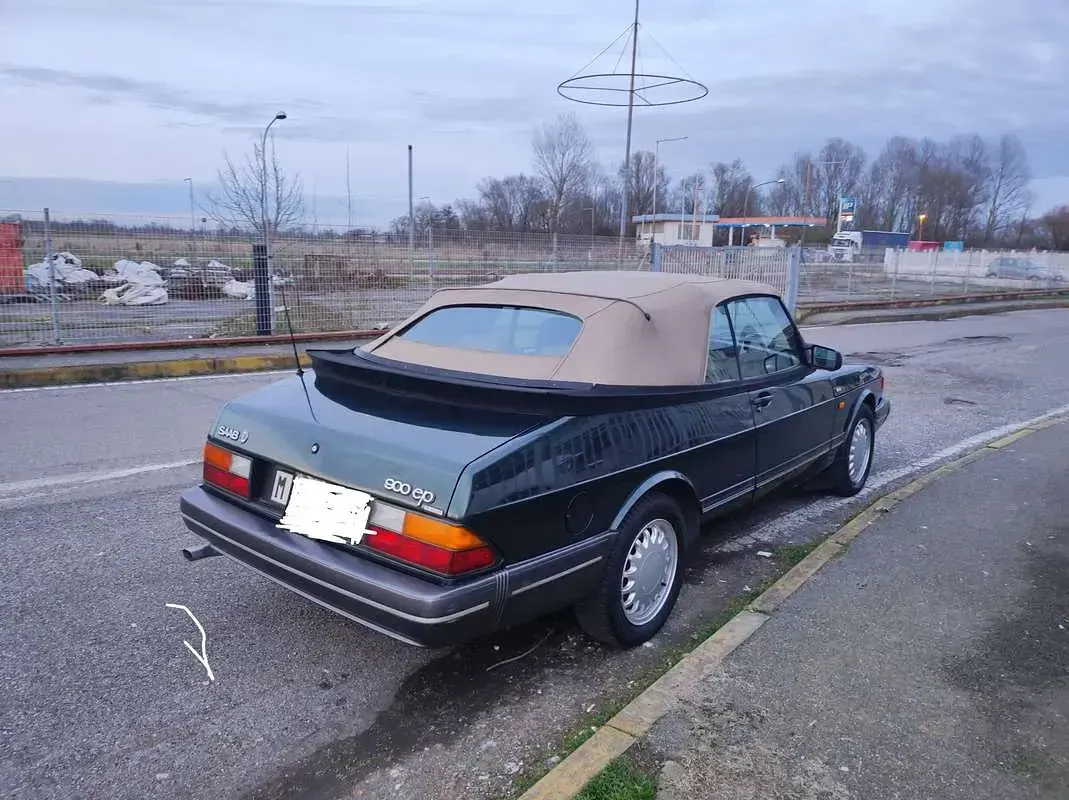 Usata Saab 900 Cabriolet 141 CV (103 kW) 1992 Verde Cabrio
