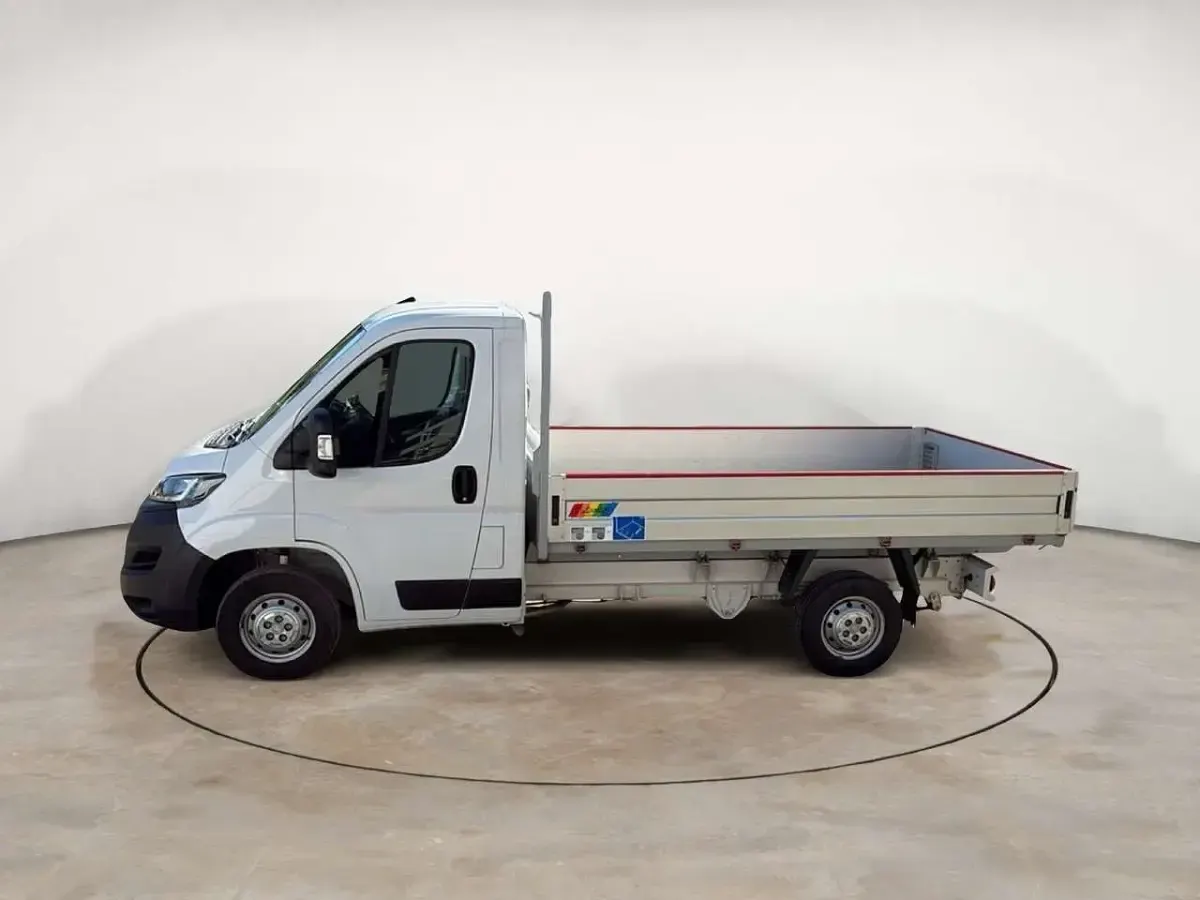 Usata Peugeot Boxer S 140 CV (102 kW) 2023 Bianco Furgone