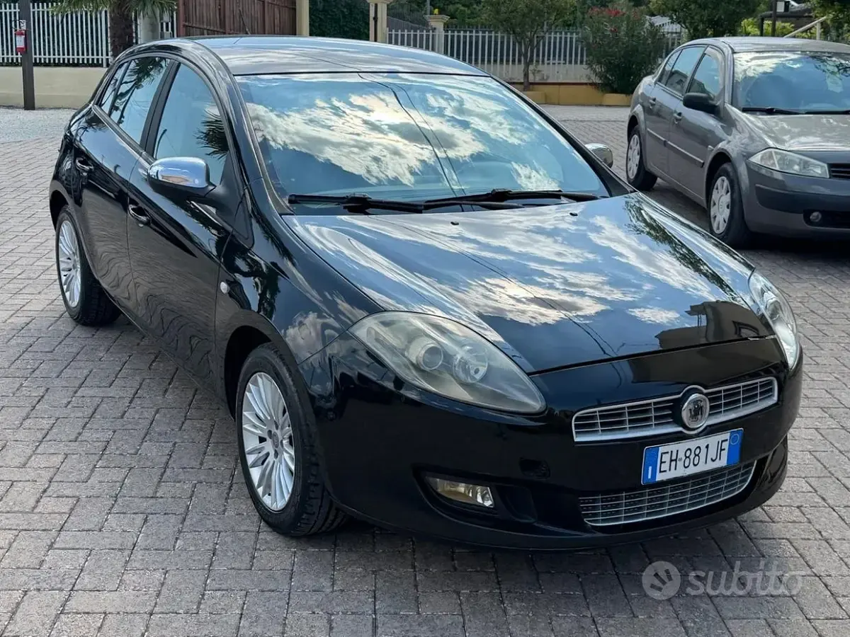 Usata Fiat Bravo Emotion 120 CV (88 kW) 2011 Utilitaria