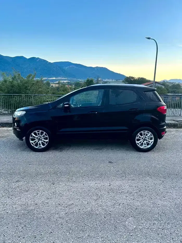 Usata Ford Ecosport 110 CV (80 kW) 2016 Nero SUV