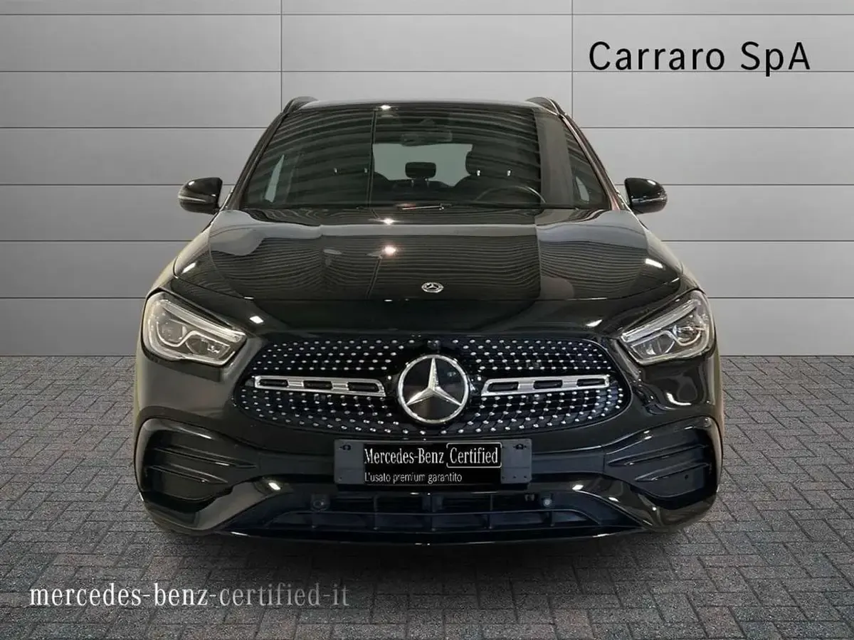 Usata Mercedes GLA200 Premium 150 CV (110 kW) 2022 Nero SUV