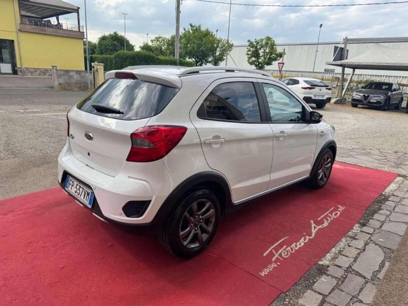 Usata Ford Fiesta Active 95 CV (69 kW) 2018 Bianco Utilitaria