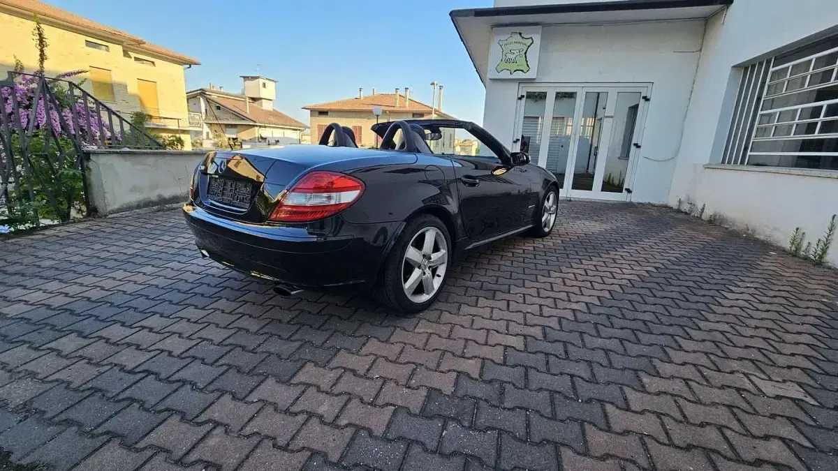 Usata Mercedes SLK200 163 CV (119 kW) 2005 Cabrio