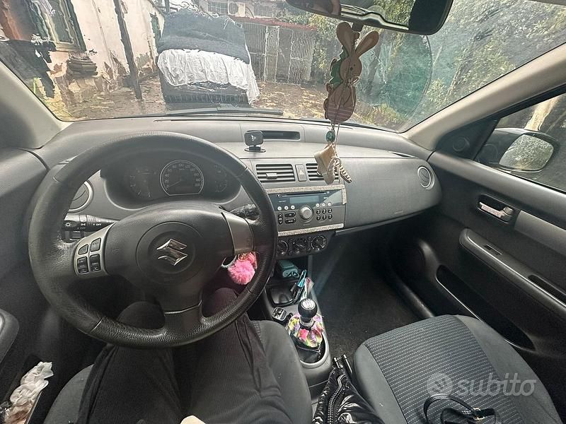 Usata Suzuki Swift 70 CV (51 kW) 2009 Utilitaria