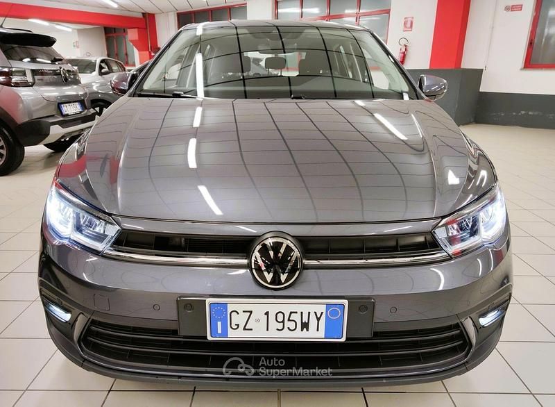 Usata VW Polo Life 95 CV (69 kW) 2025 Grigio scuro Utilitaria