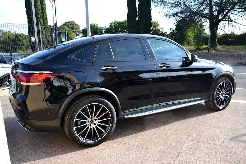 Usata Mercedes GLC300 Premium 245 CV (180 kW) 2020 Nero SUV