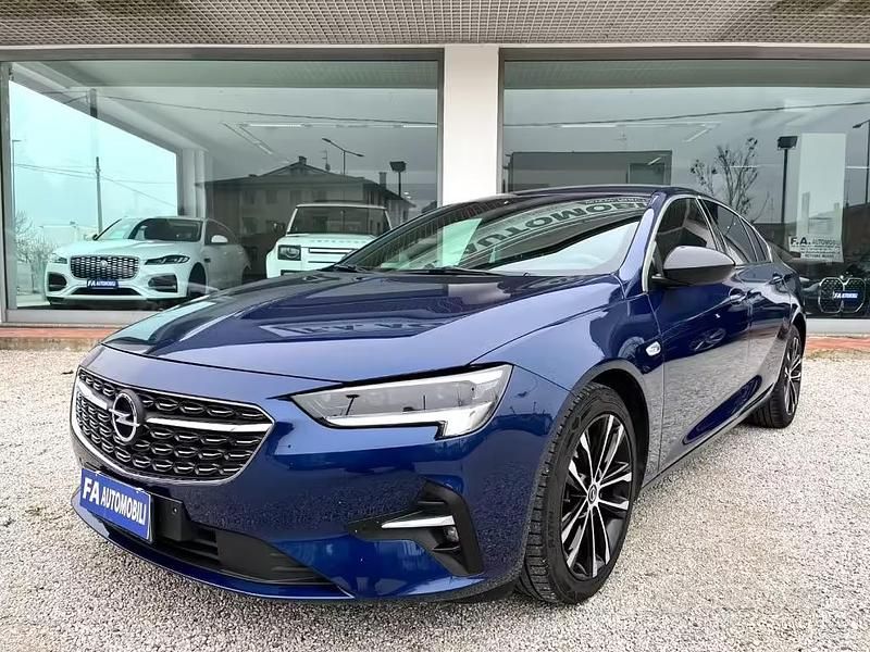 Usata Opel Insignia Sport 122 CV (89 kW) 2021 Blu Berlina