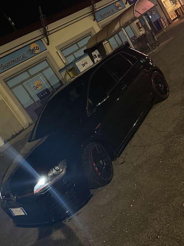 Usata VW Golf VII GTI 220 CV (161 kW) 2016 Berlina