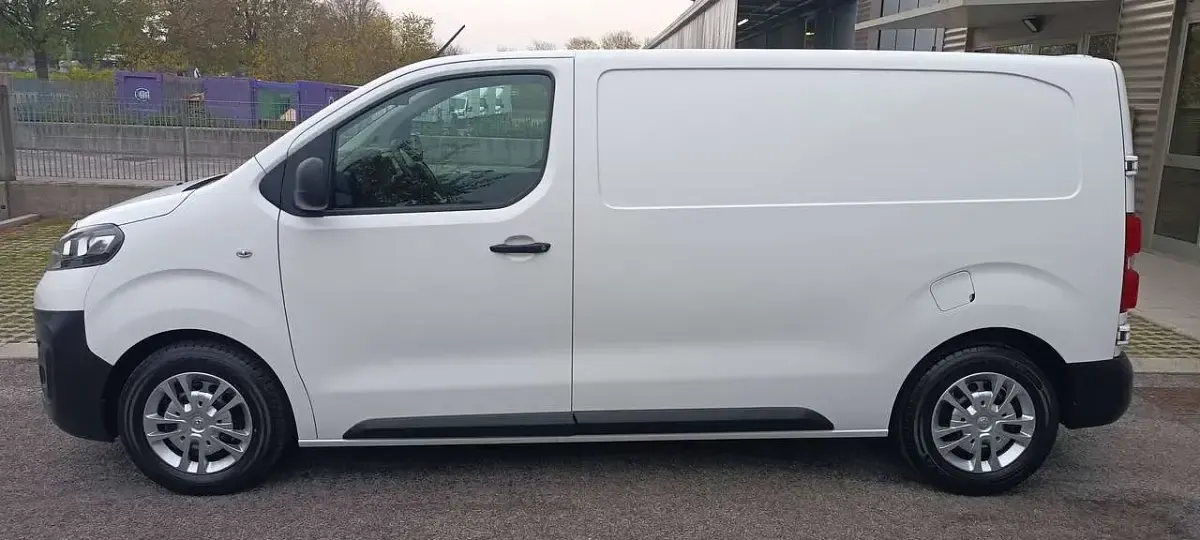 Usata Fiat Scudo Business 120 CV (88 kW) 2022 Bianco Furgone