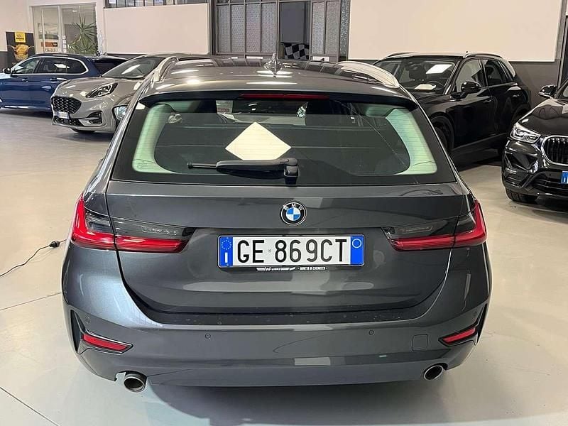 Usata BMW 318 Advantage 150 CV (110 kW) 2021 Grigio Station wagon