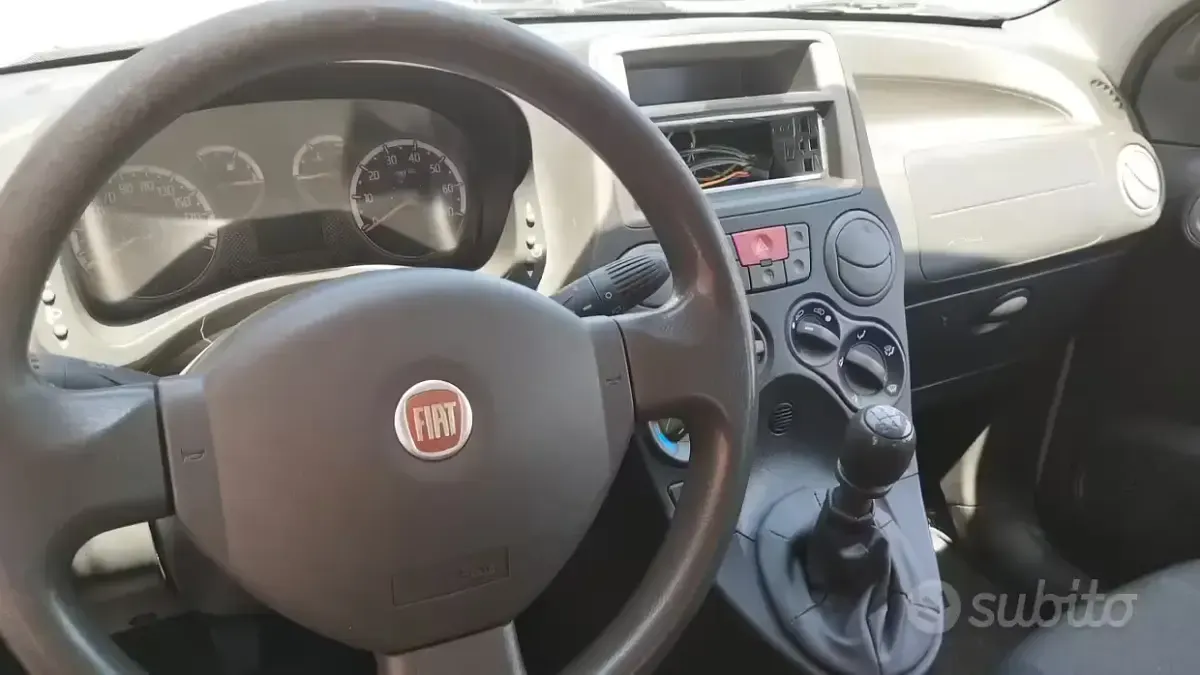 Usata Fiat Panda 4x4 Climbing 69 CV (50 kW) 2011 Bianco Utilitaria