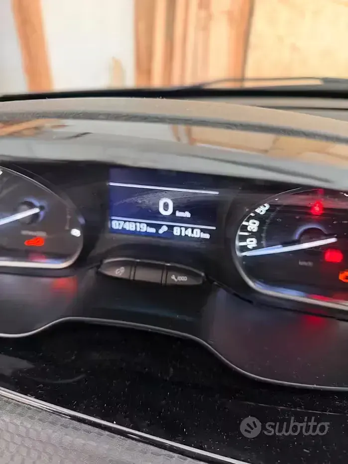 Usata Peugeot 208 102 CV (75 kW) 2019 Grigio Utilitaria