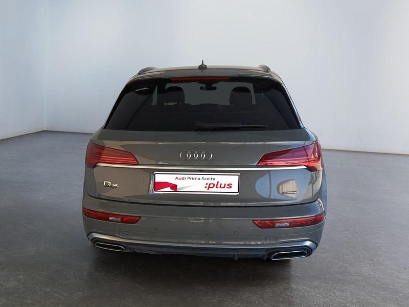 Usata Audi Q5 S-line plus 204 CV (150 kW) 2024 Grigio SUV