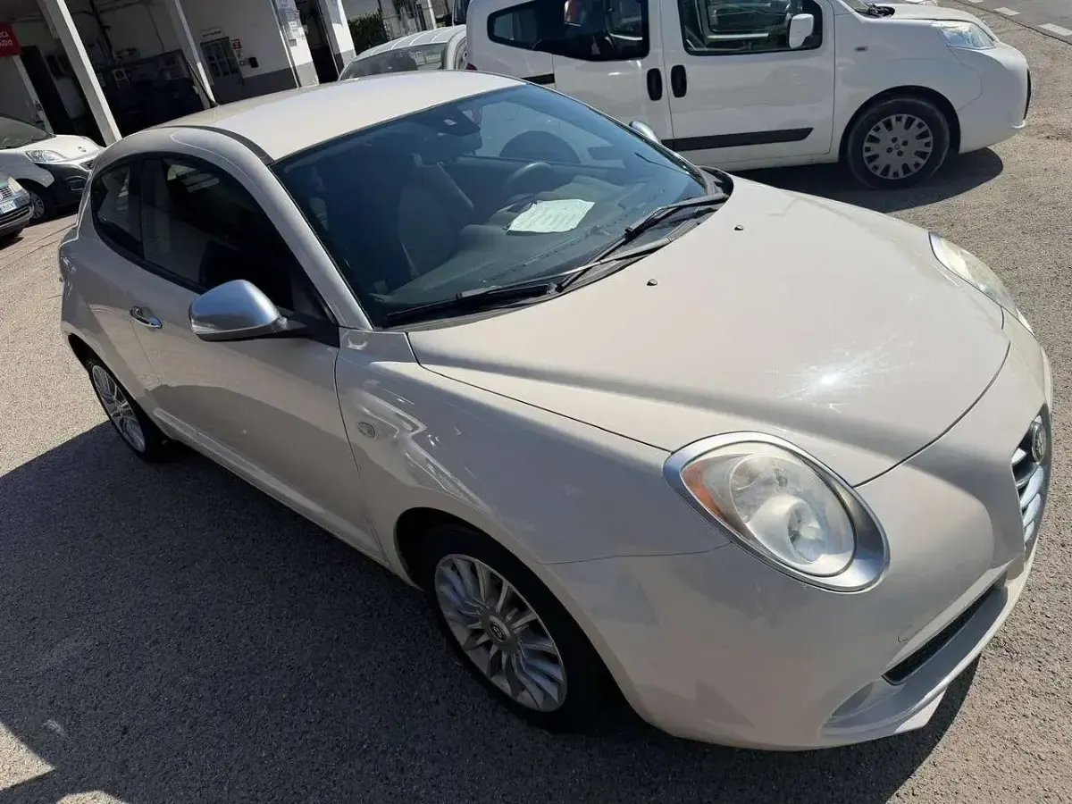 Usata Alfa Romeo MiTo Super 85 CV (62 kW) 2013 Bianco Utilitaria