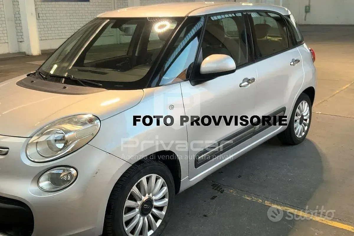 Begagnad Fiat 500L Pop Star 85 HK (62 kW) 2015 Grå Minibuss
