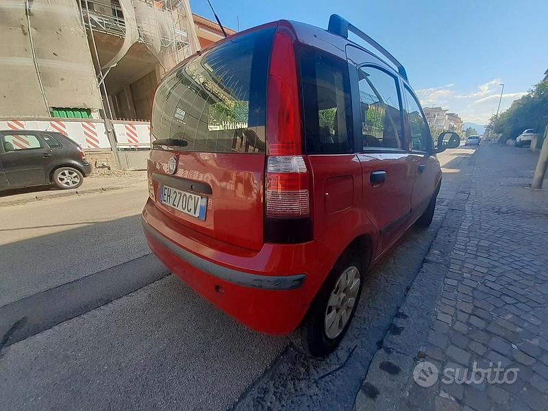 Usata Fiat Panda 69 CV (50 kW) 2011 Rosso Utilitaria
