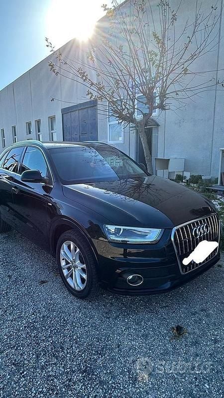 Nero Usata 2013 Audi Q3 SUV | 12.900 € (Cara) - Immagine 1/4