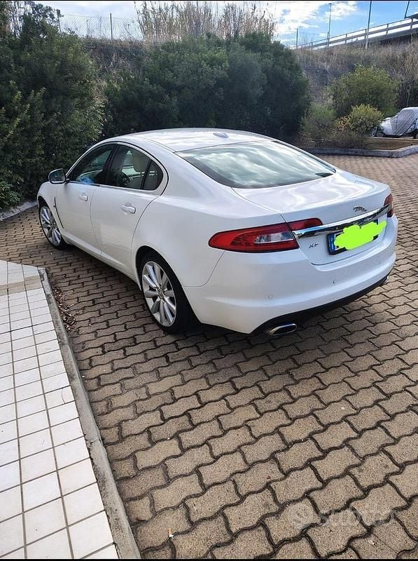 Usata Jaguar XF 2010 Bianco Berlina