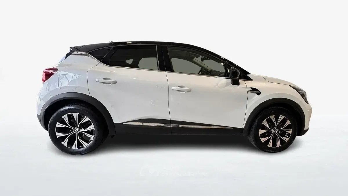 Usata Renault Captur Techno 143 CV (105 kW) 2023 Bianco SUV