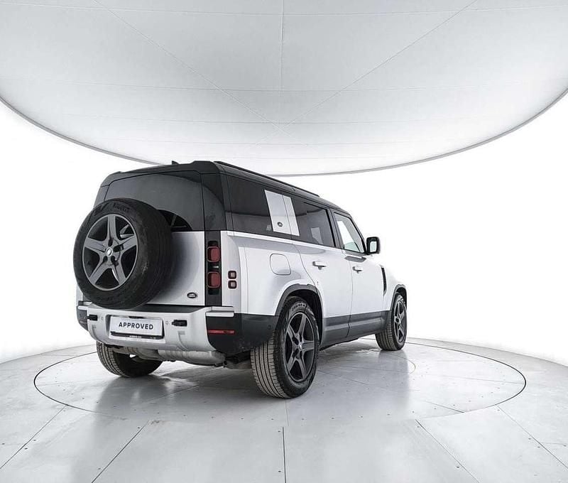 Usata Land Rover Defender SE 200 CV (147 kW) 2022 Argento SUV