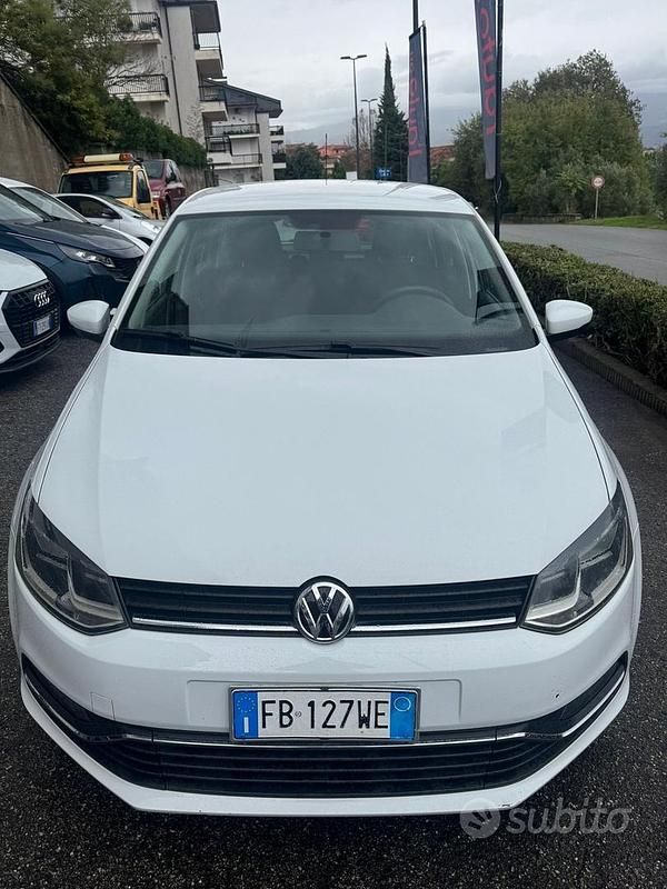 Usata VW Polo Comfortline 90 CV (66 kW) 2016 Bianco Berlina