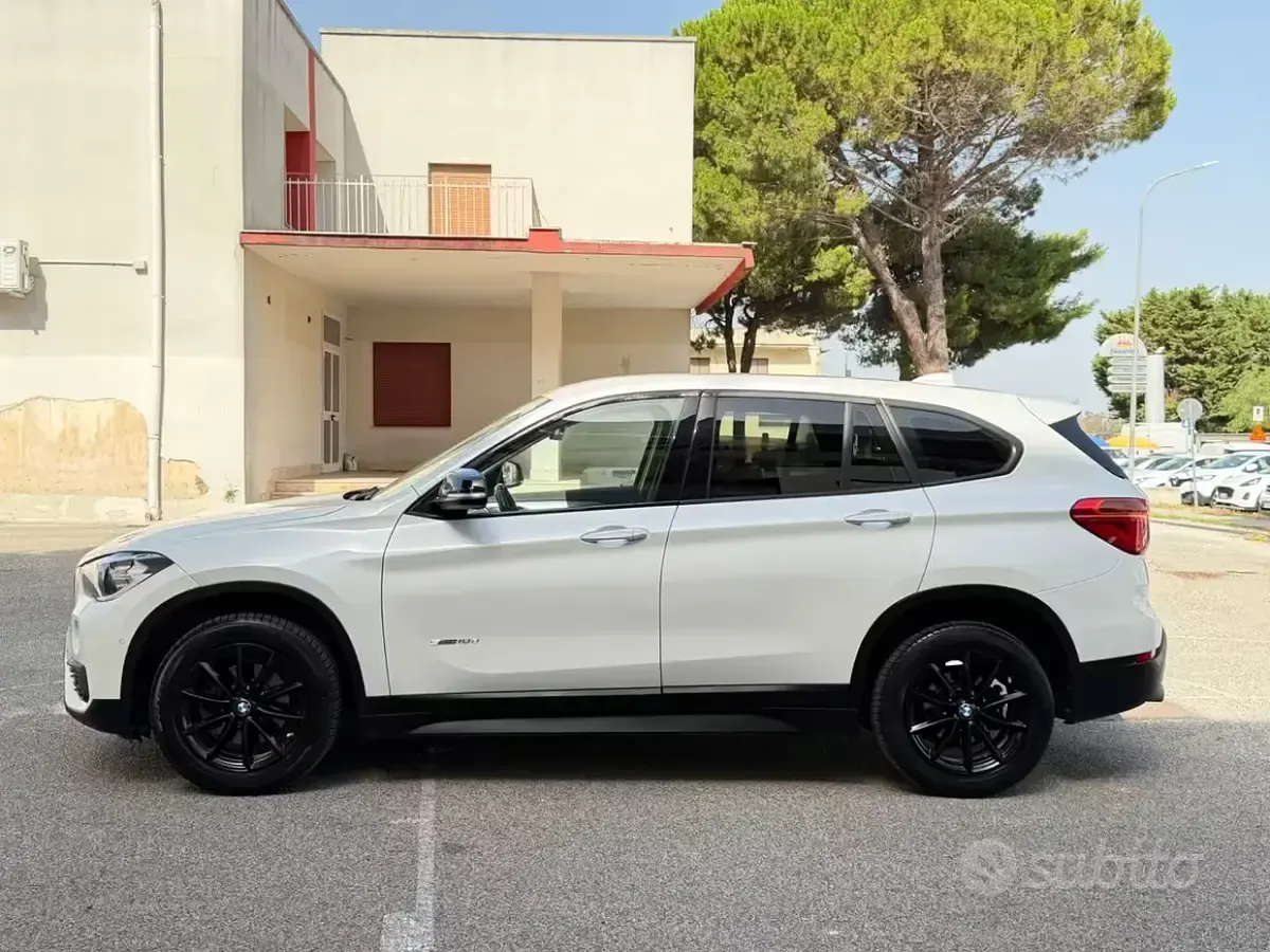Usata BMW X1 Comfort Edition 150 CV (110 kW) 2017 Bianco SUV