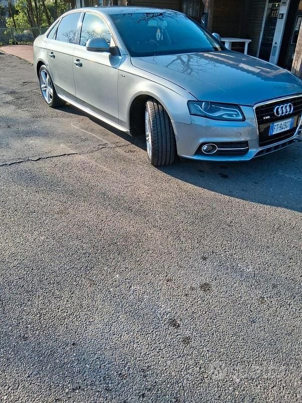 Usata Audi A4 122 CV (89 kW) 2019 Grigio Berlina