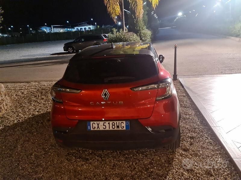 Usata Renault Captur Evolution 101 CV (74 kW) 2025 Rosso SUV