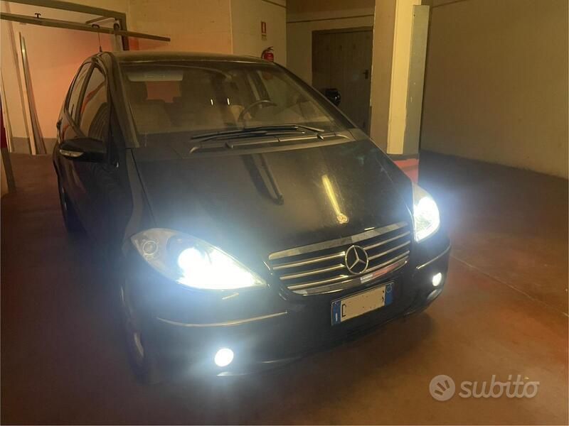 Usata Mercedes A180 109 CV (80 kW) 2006 Nero Berlina