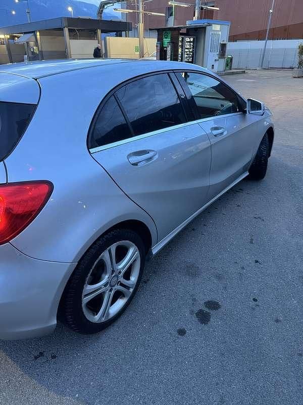 Usata Mercedes A180 Premium 109 CV (80 kW) 2013 Berlina
