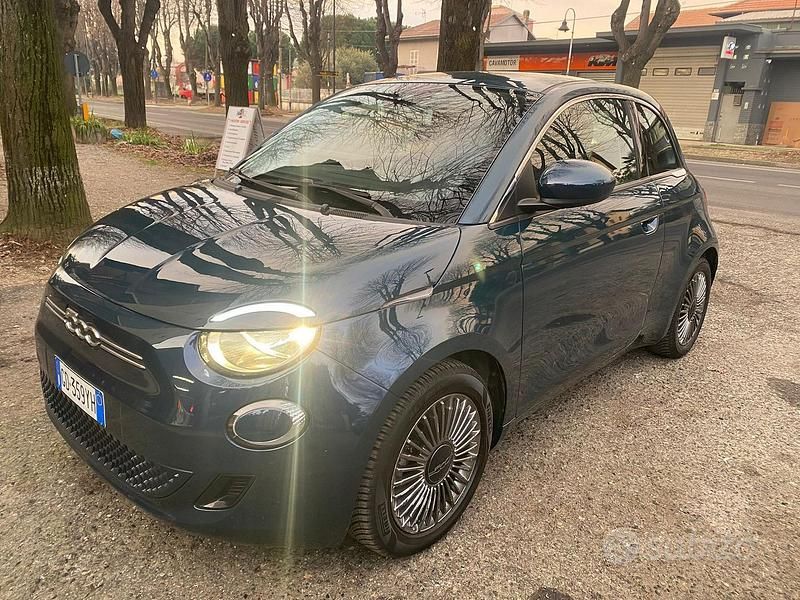 Usata Fiat 500e Icon 86 kW (118 CV) 2020 Verde Utilitaria