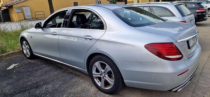 Usata Mercedes E220 Business 170 CV (125 kW) 2016 Berlina