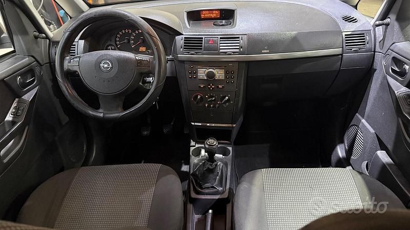 Usata Opel Meriva Enjoy 89 CV (65 kW) 2010 Grigio Monovolume