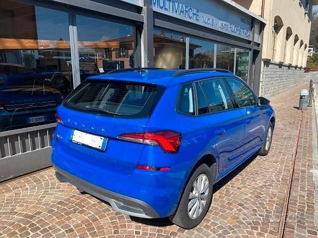 Usata Skoda 110 R Ambition 110 CV (80 kW) 2022 Blu Station wagon