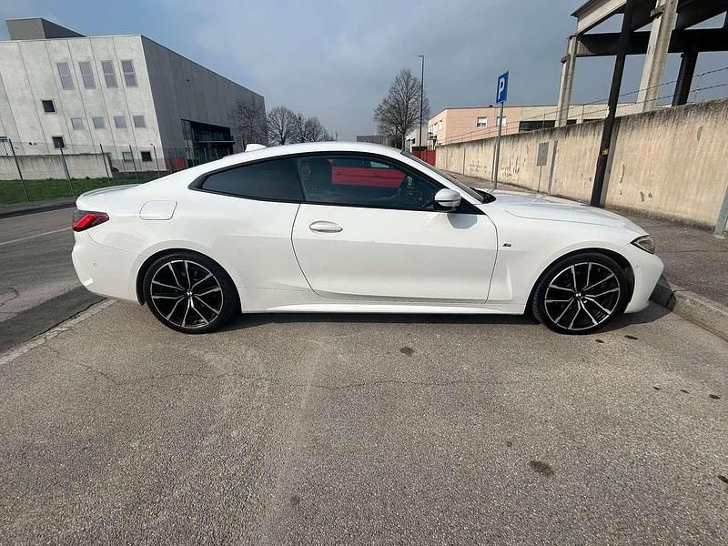 Usata BMW 420 M Sport 190 CV (139 kW) 2022 Bianco Coupé
