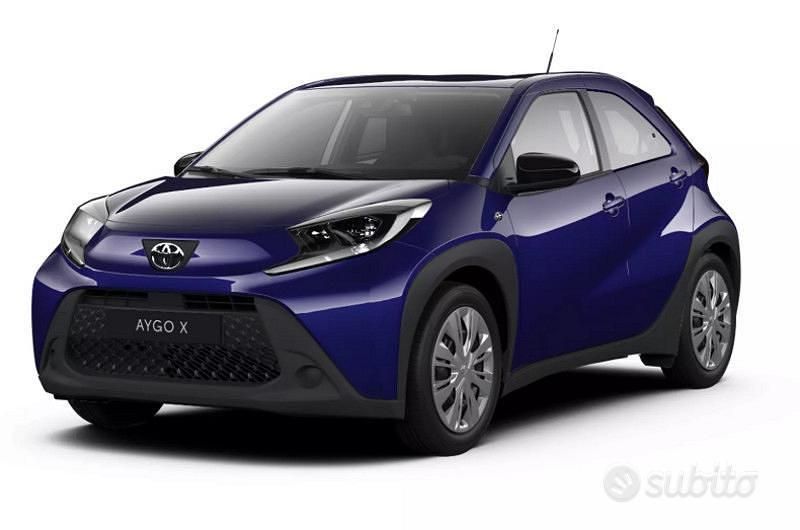 Nuova Toyota Aygo X Active 72 CV (52 kW) 2025 Blu SUV