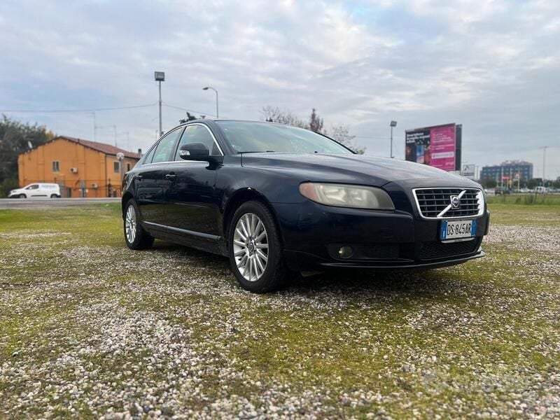 Usata Volvo S80 Momentum 185 CV (136 kW) 2008 Blu metallizzato Berlina