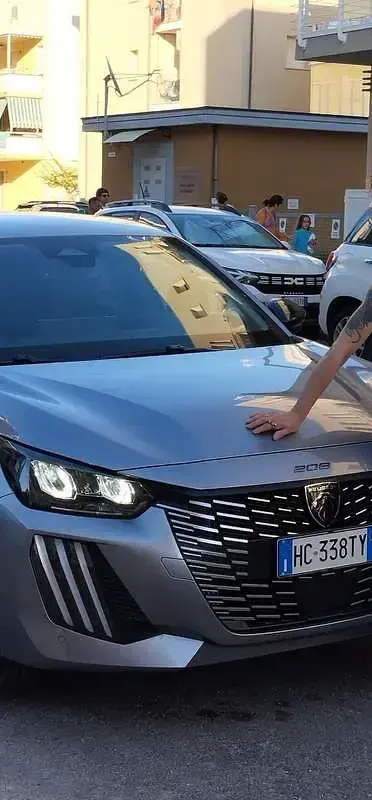 Nuova Peugeot 208 Allure 136 CV (100 kW) 2026 Utilitaria