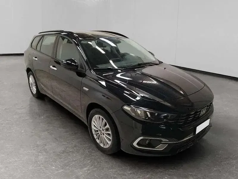 Usata Fiat Tipo Life 131 CV (96 kW) 2021 Nero Station wagon