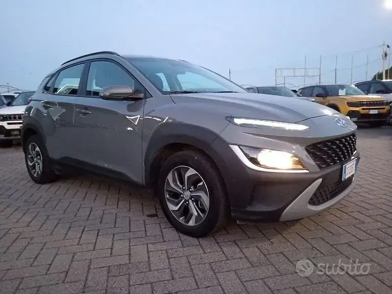 Usata Hyundai Kona 141 CV (103 kW) 2021 Grigio SUV