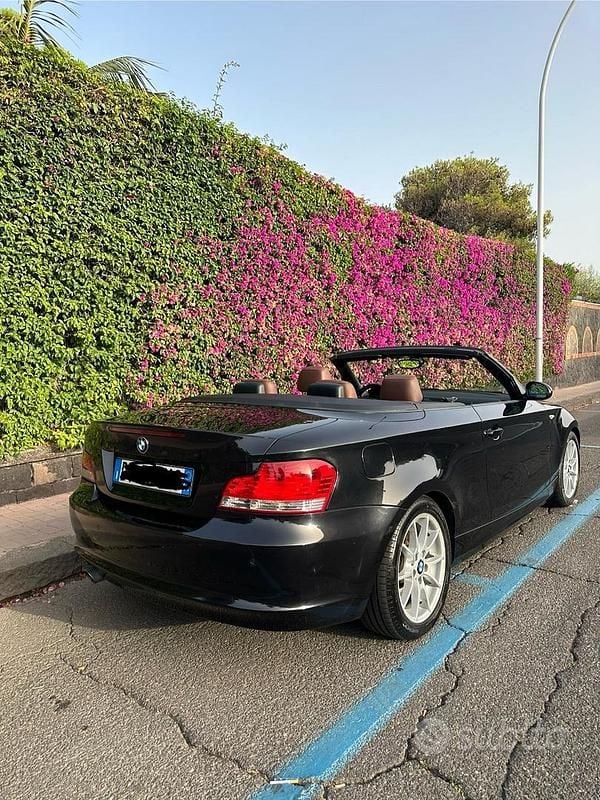 Usata BMW 118 Cabriolet 143 CV (105 kW) 2008 Nero Cabrio