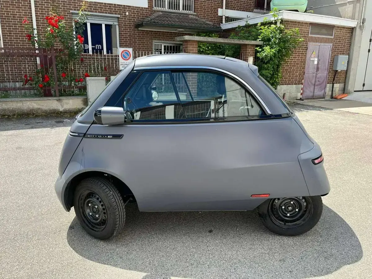 Nuova Micro Microlino 11 kW (15 CV) 2025 Old berlin anthracite Utilitaria