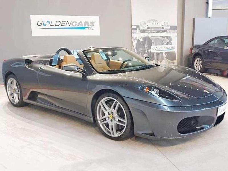 Usata Ferrari F430 489 CV (359 kW) 2006 Grigio Cabrio