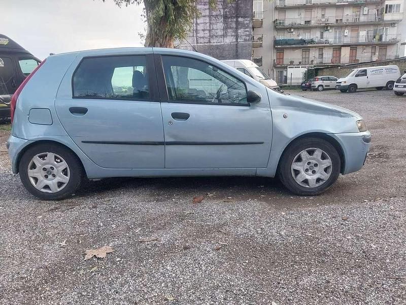 Usata Fiat Punto 60 CV (44 kW) 2001 Berlina