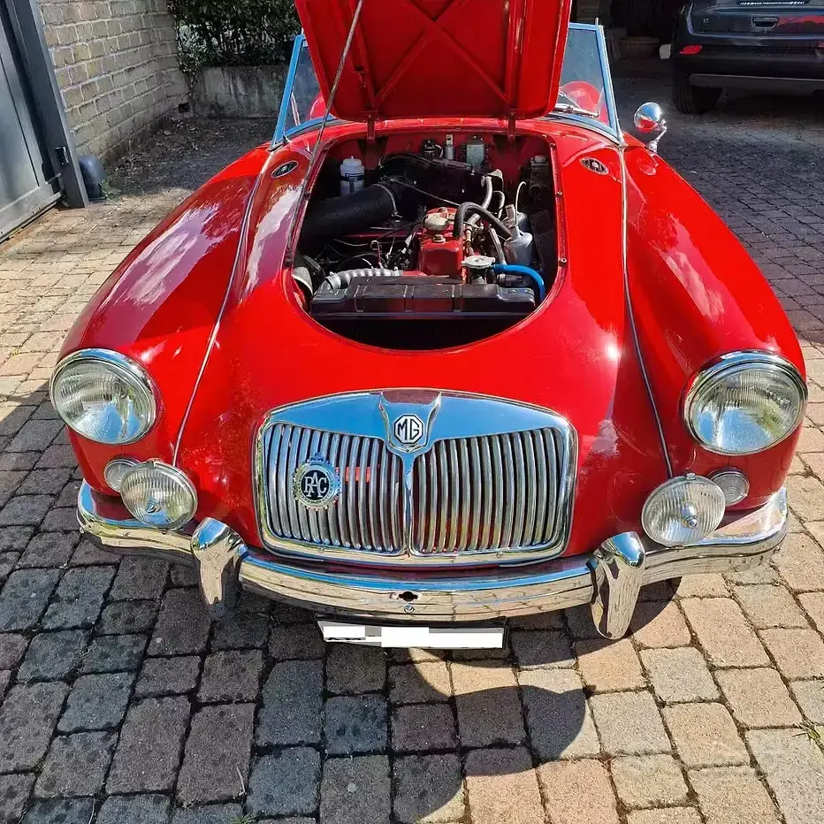 Usata MG MGA 69 CV (50 kW) 1950 Rosso Cabrio